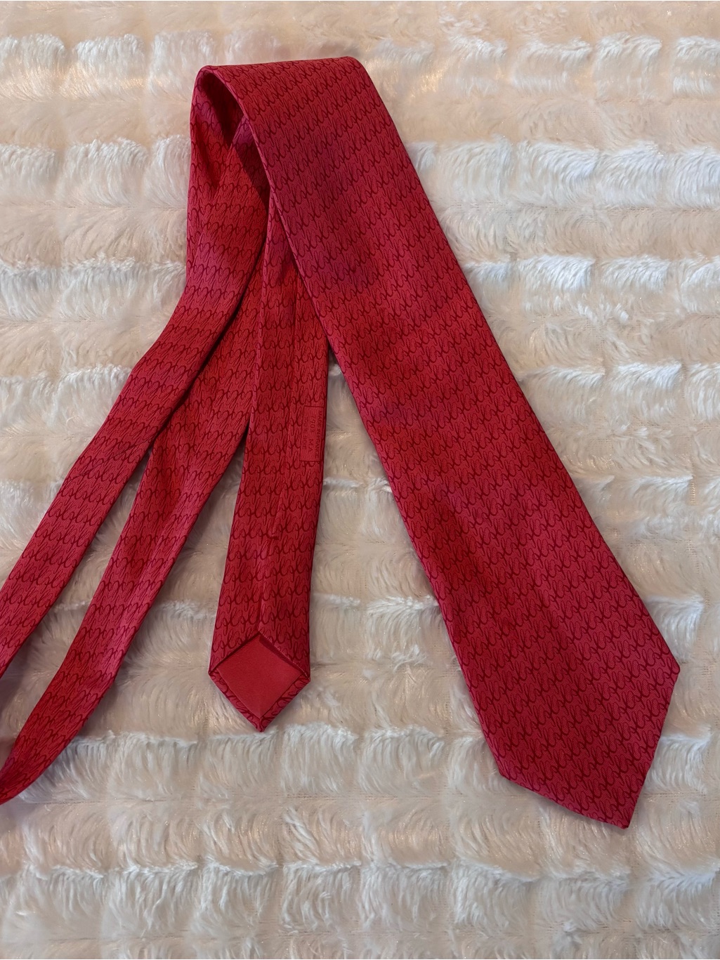 Hermes Red Patterned Men's Silk Tie